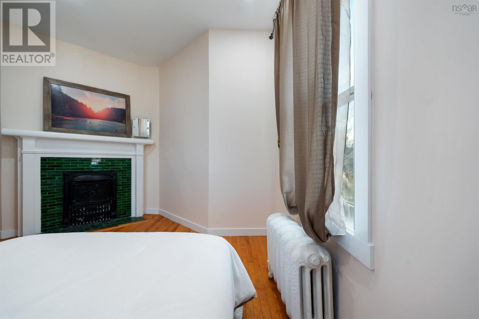 132 Almont Avenue - 28