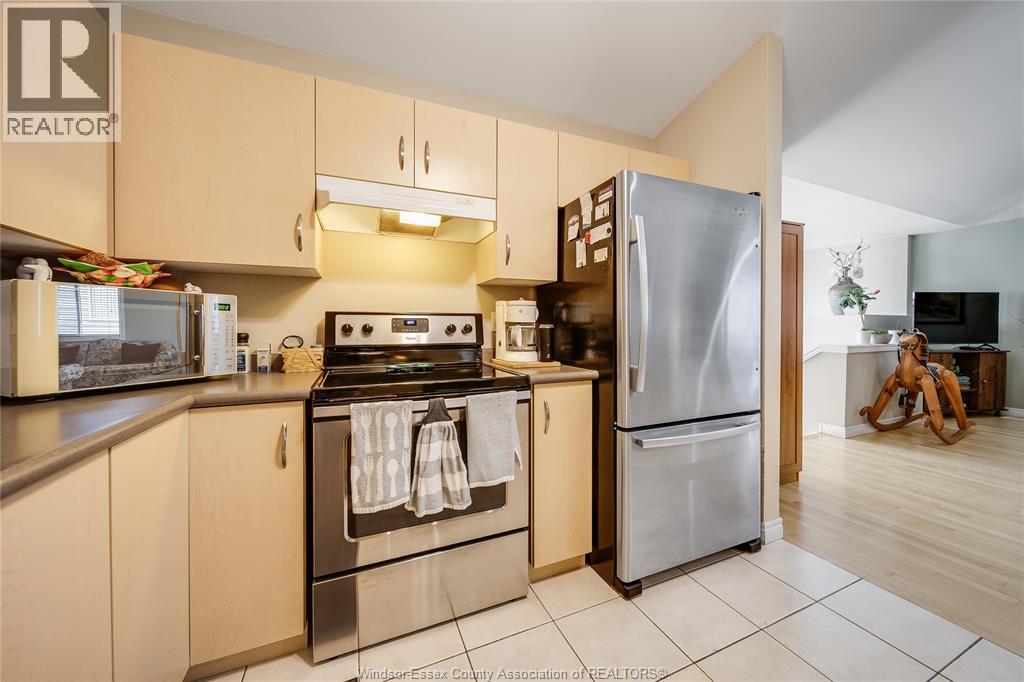 1739 CASTLETON AVENUE - 14