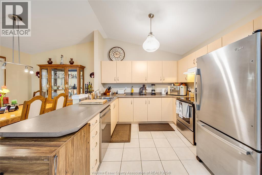 1739 CASTLETON AVENUE - 15