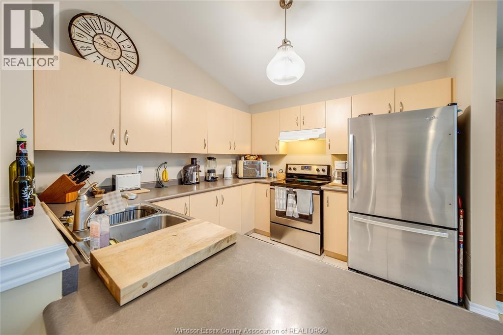 1739 CASTLETON AVENUE - 16