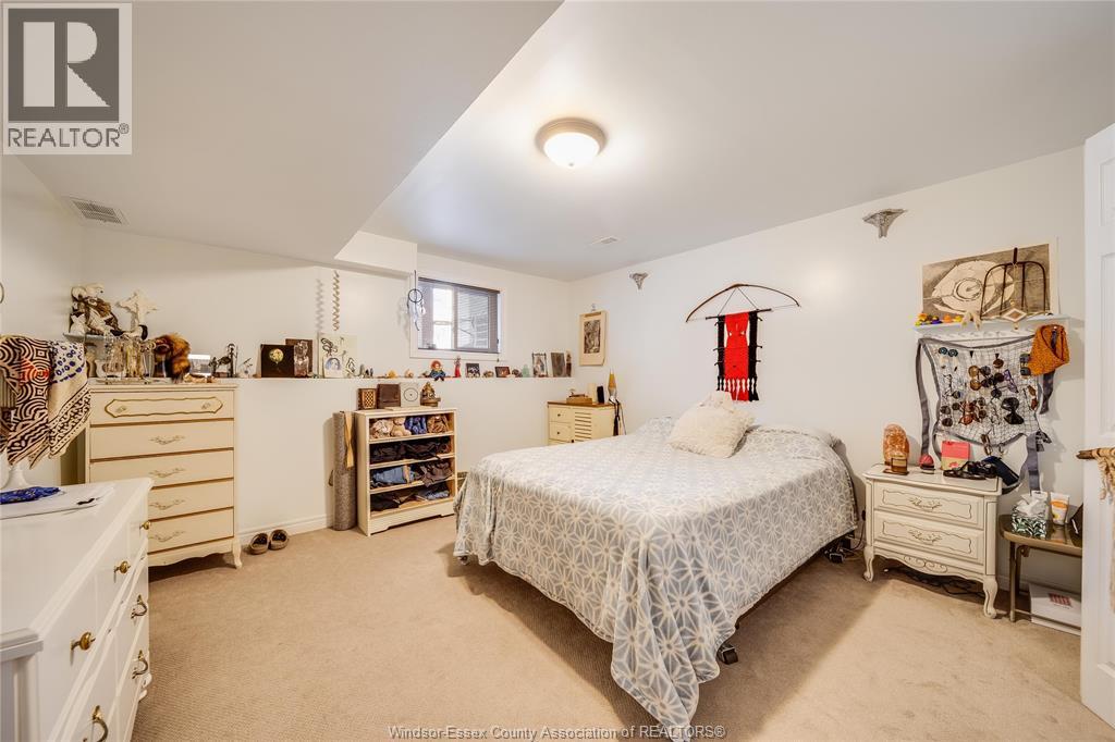 1739 CASTLETON AVENUE - 30