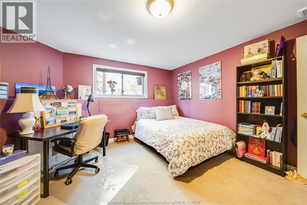 1739 CASTLETON AVENUE - 32