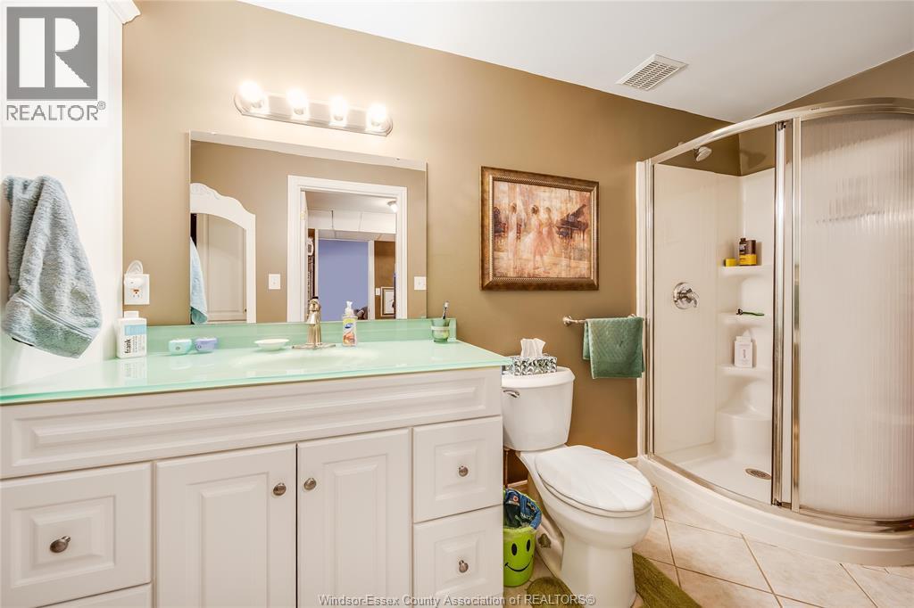 1739 CASTLETON AVENUE - 35