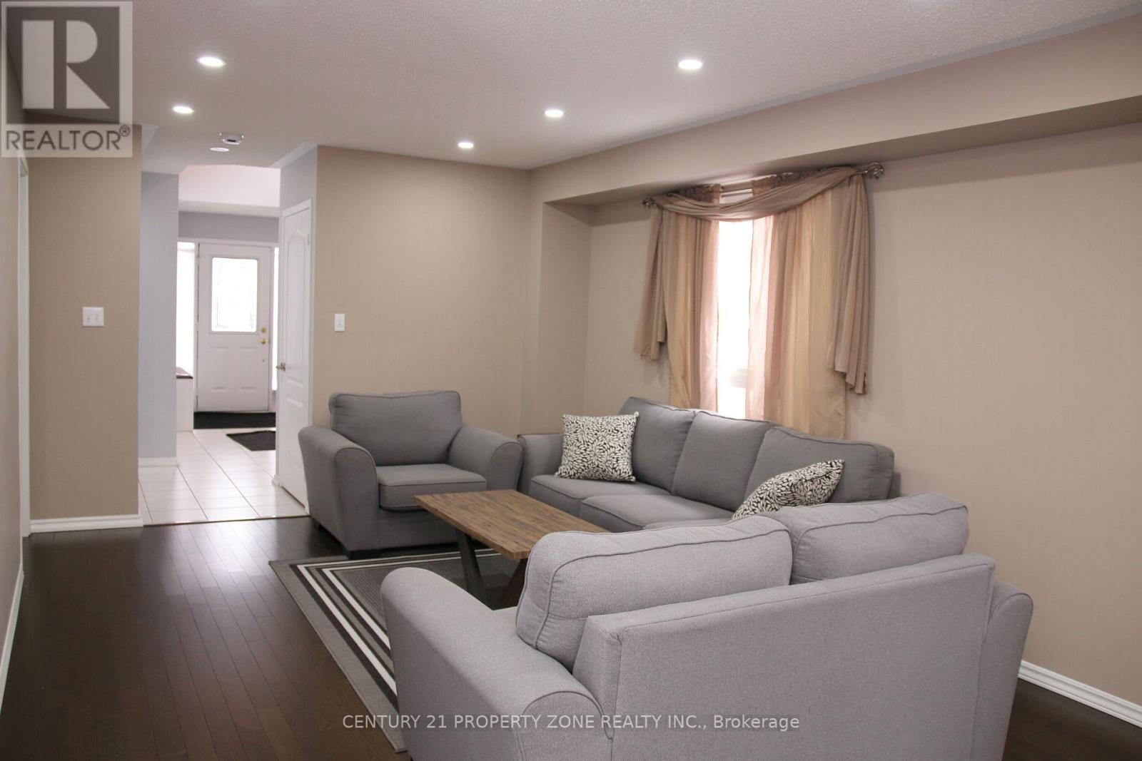24 SWEET CLOVER CRESCENT - 11