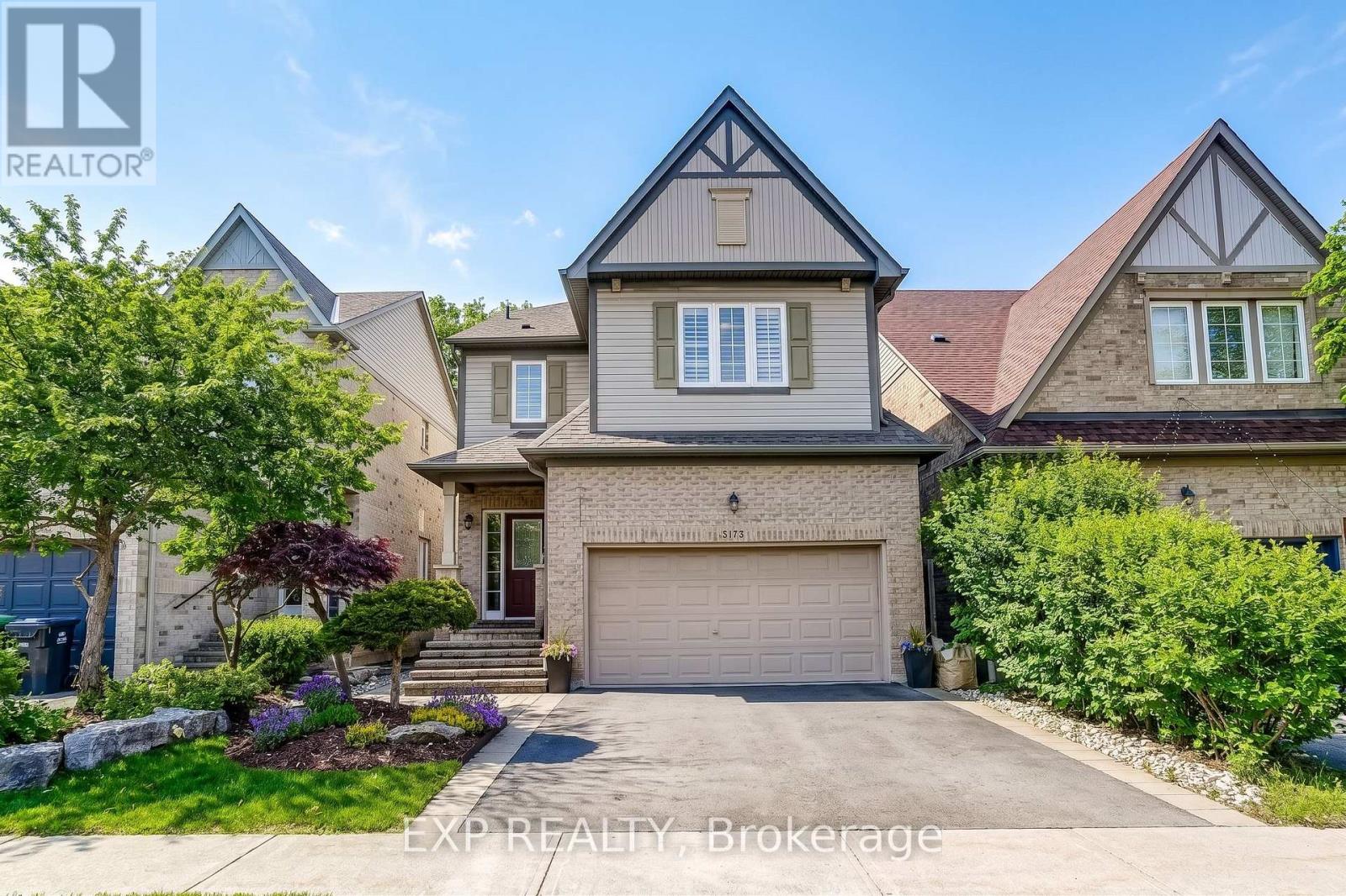 3173 MALHAM GATE - 2
