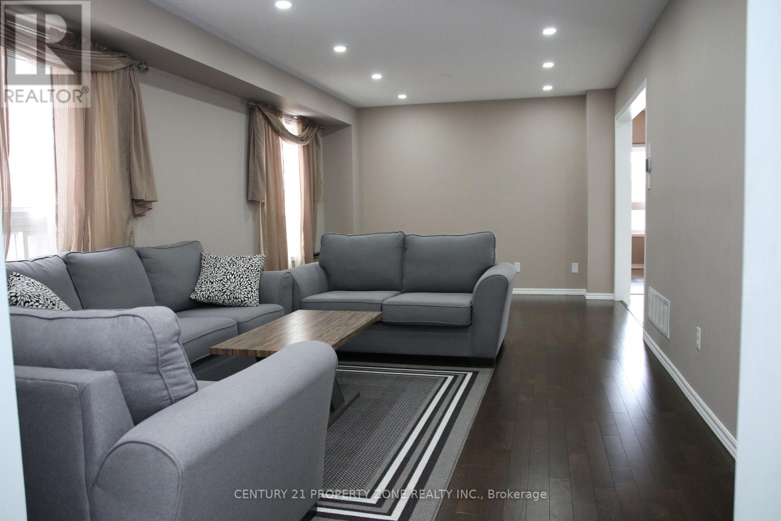 24 SWEET CLOVER CRESCENT - 10