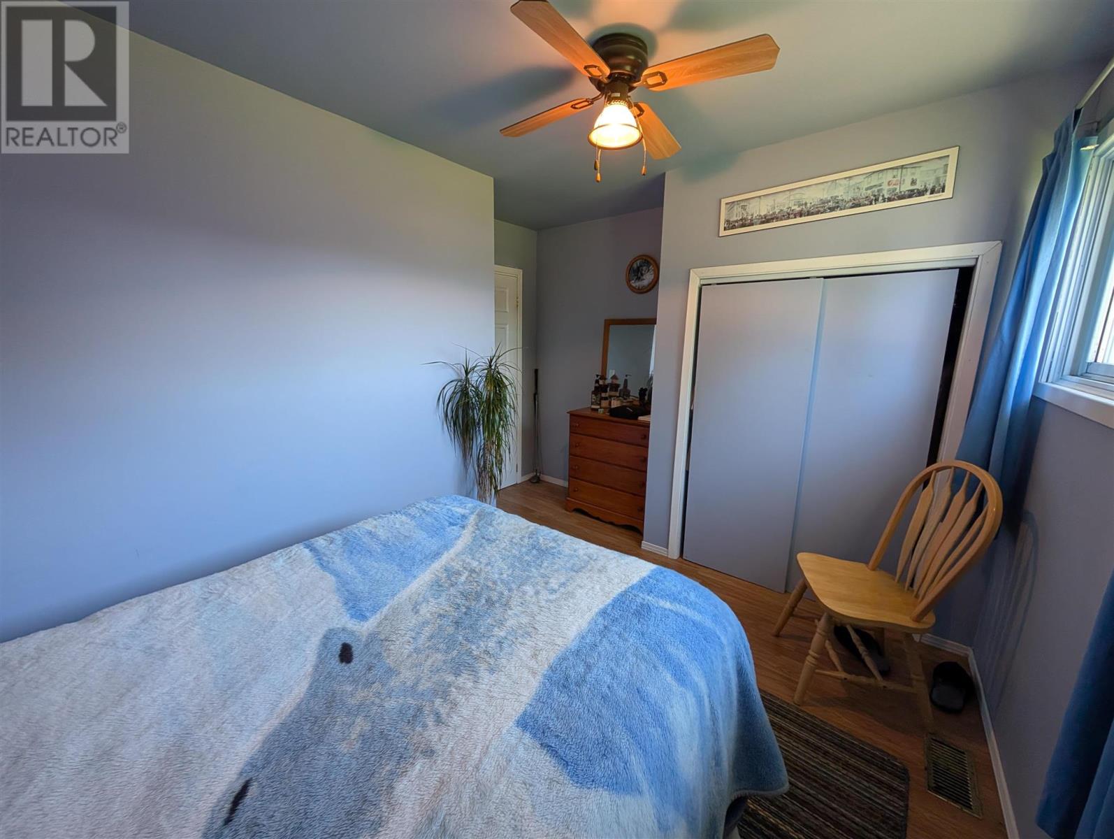 6 Darwin AVE - 14