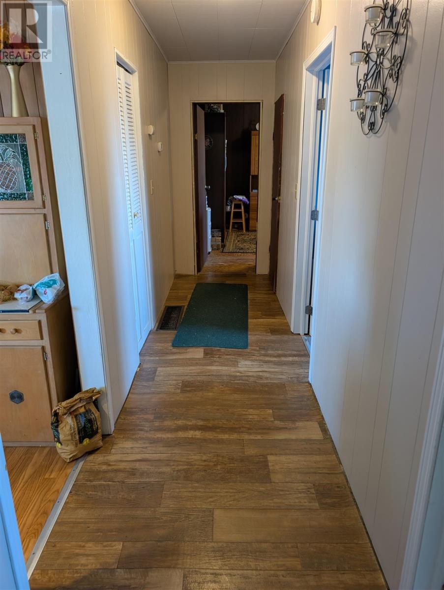 6 Darwin AVE - 13