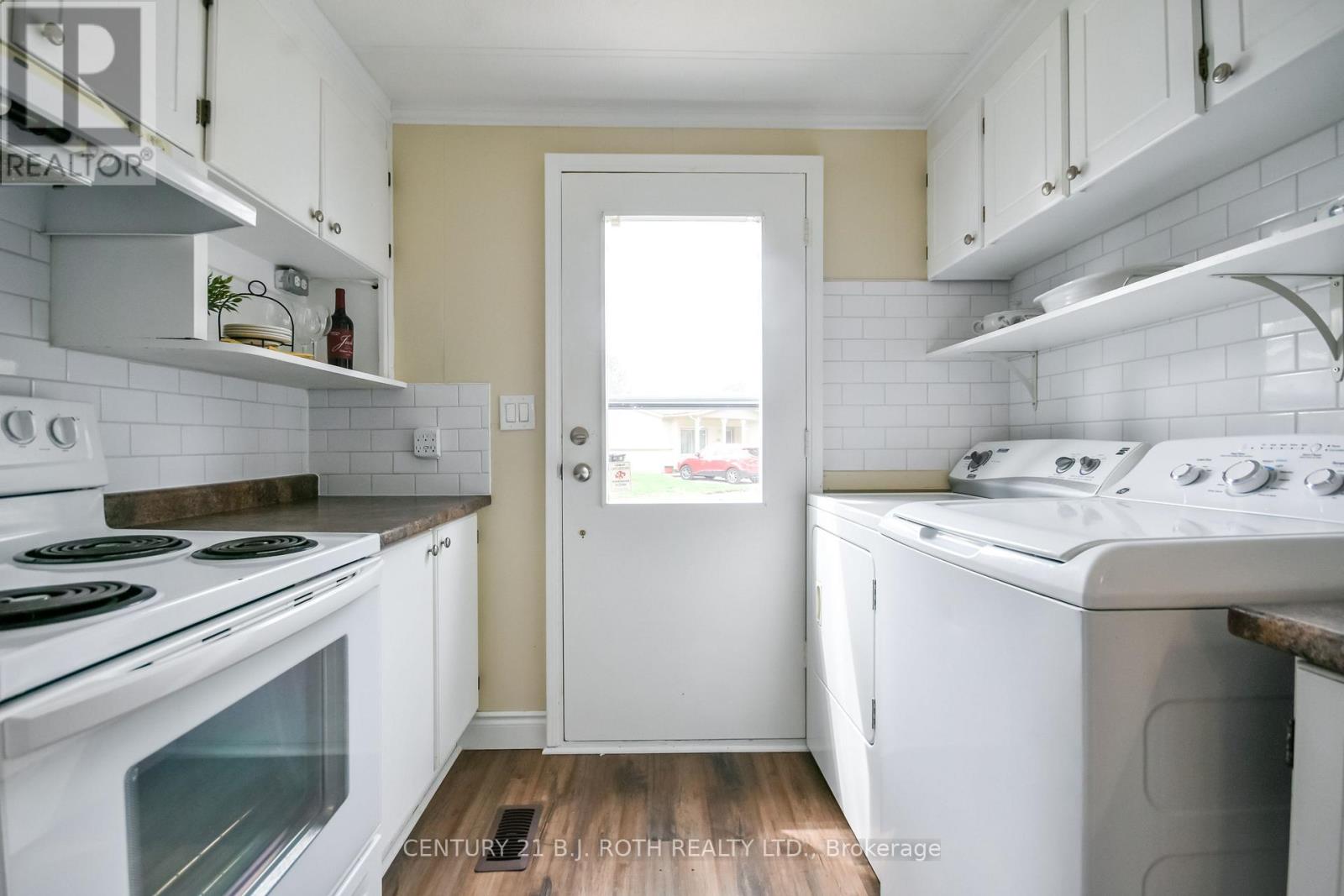 101 LINDEN LANE - 10