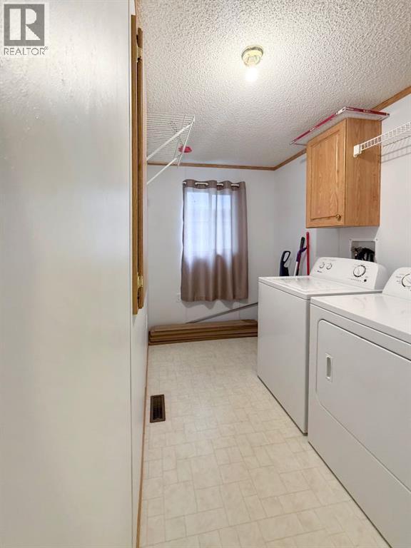 20, 1712 23St Street - 15