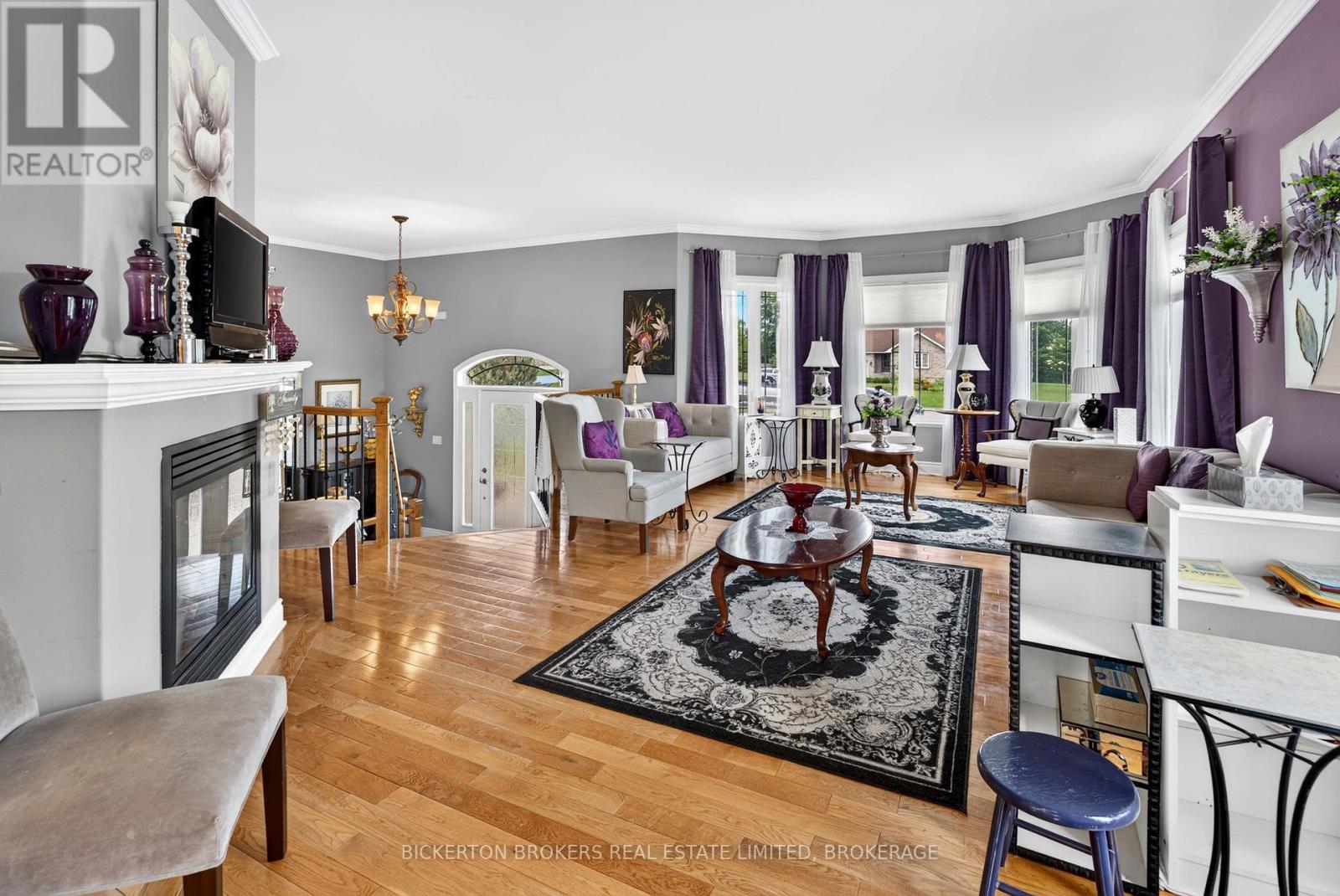 14 APPLE BLOSSOM DRIVE - 11