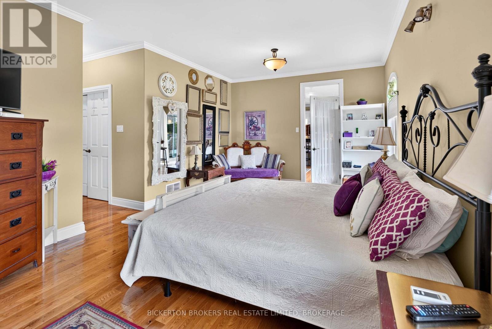 14 APPLE BLOSSOM DRIVE - 23