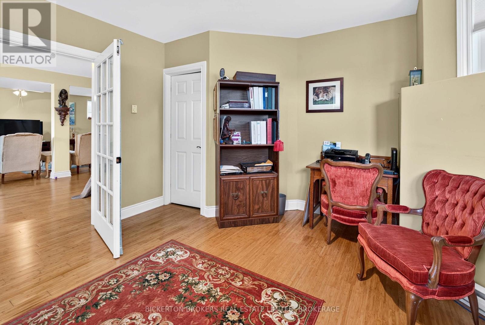 14 APPLE BLOSSOM DRIVE - 46