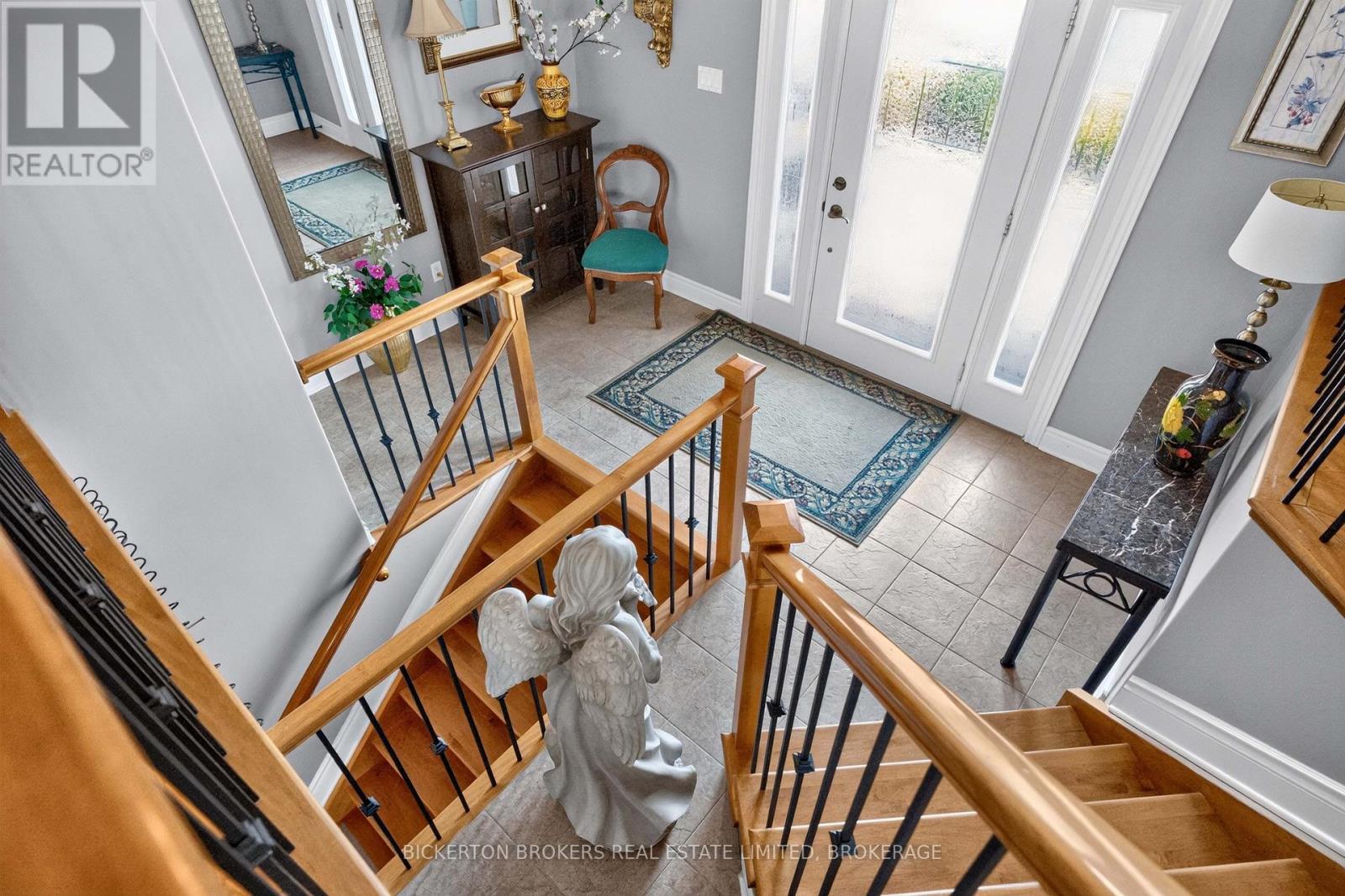 14 APPLE BLOSSOM DRIVE - 7
