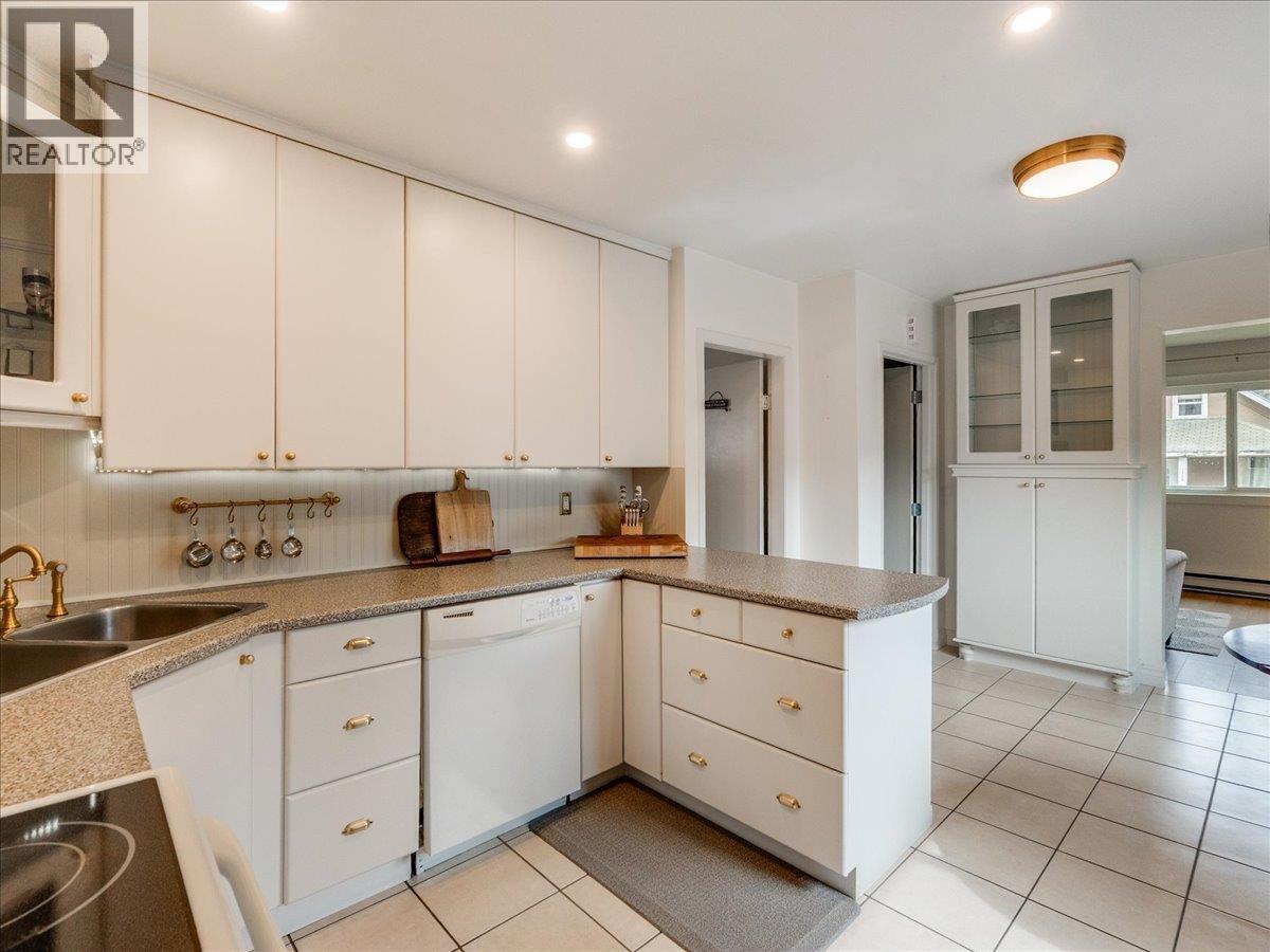 1727 Circle Street, Trail