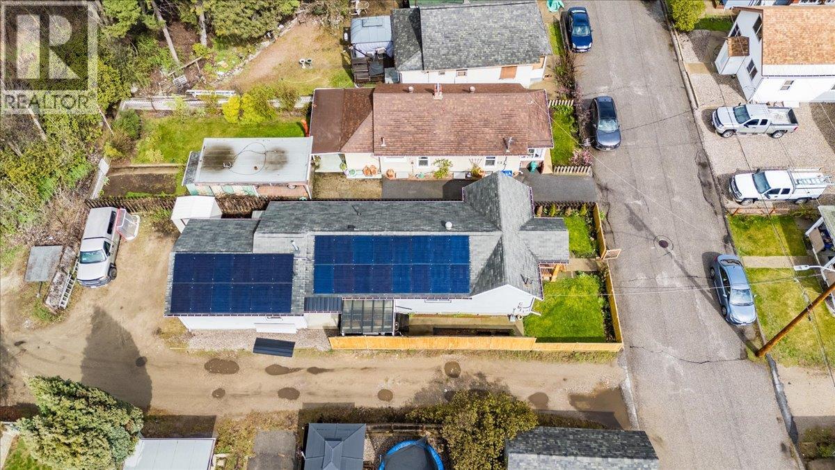 1727 Circle Street, Trail