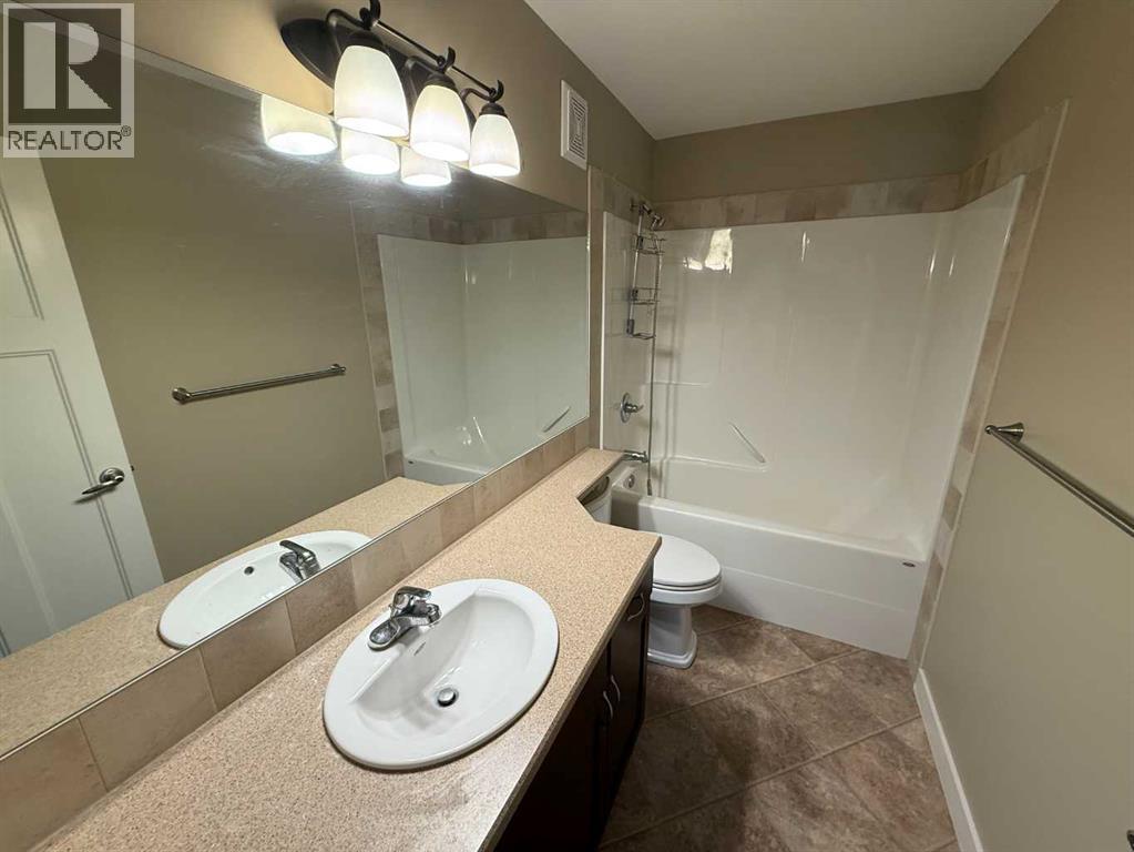 105 Wolf Willow Cove — photo 8