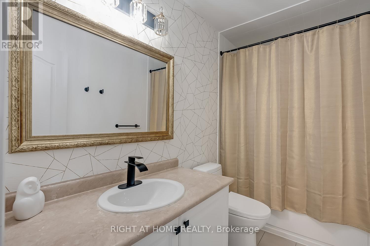 2033 TRAWDEN WAY - 15