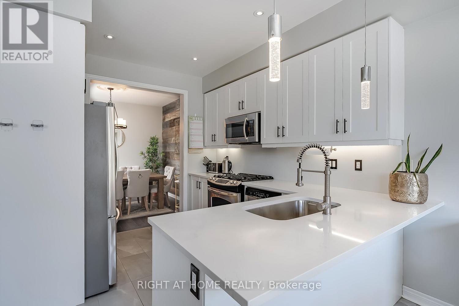 2033 TRAWDEN WAY - 9