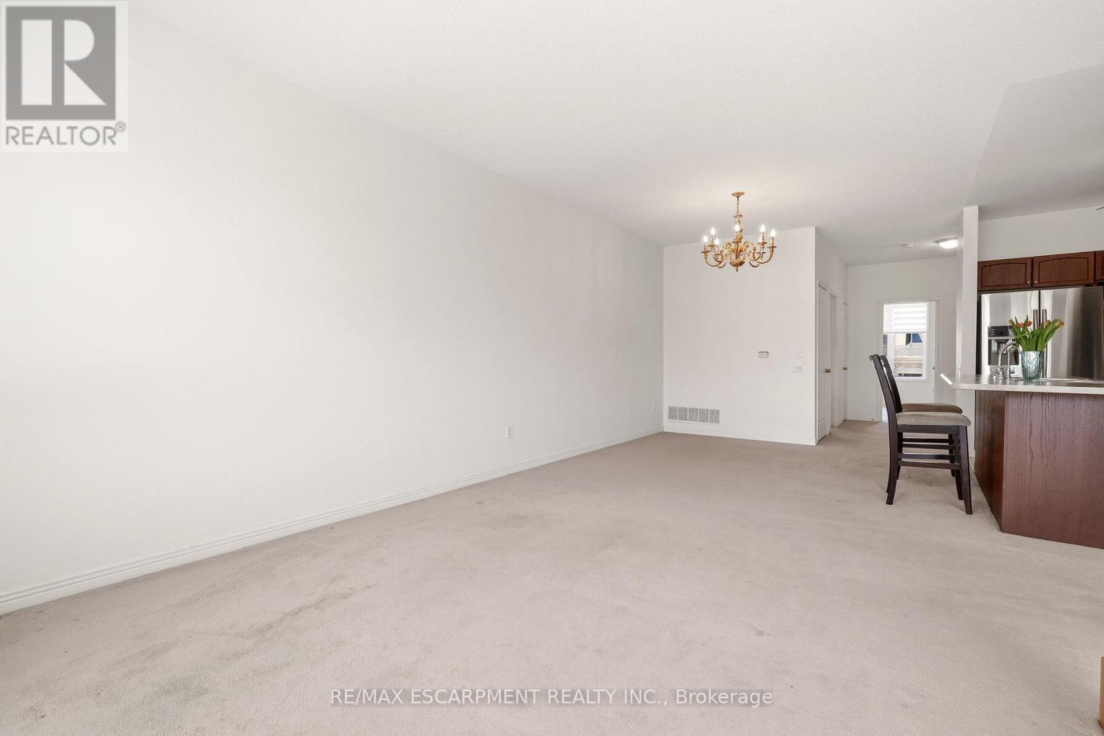 #40 4400 MILLCROFT PARK DRIVE - 12