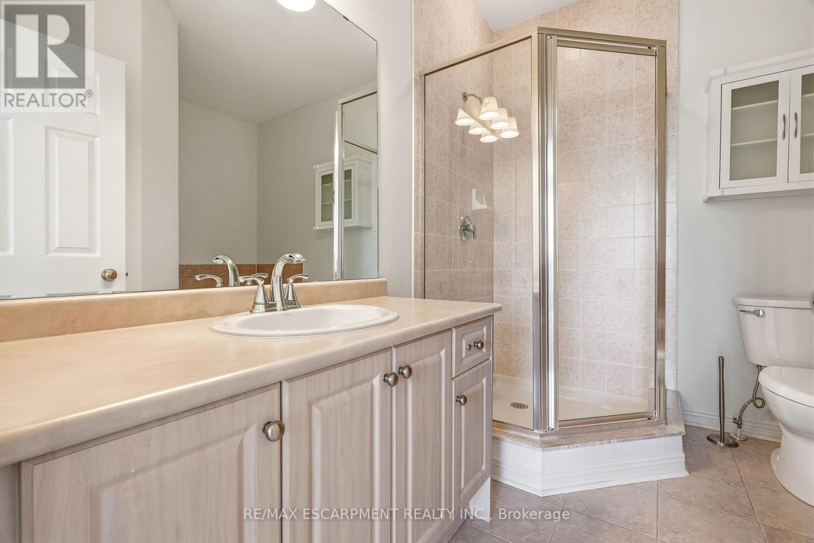 #40 4400 MILLCROFT PARK DRIVE - 27