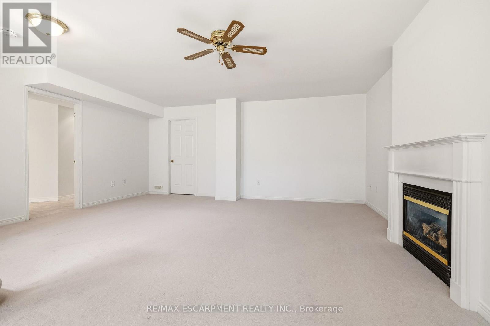 #40 4400 MILLCROFT PARK DRIVE - 35