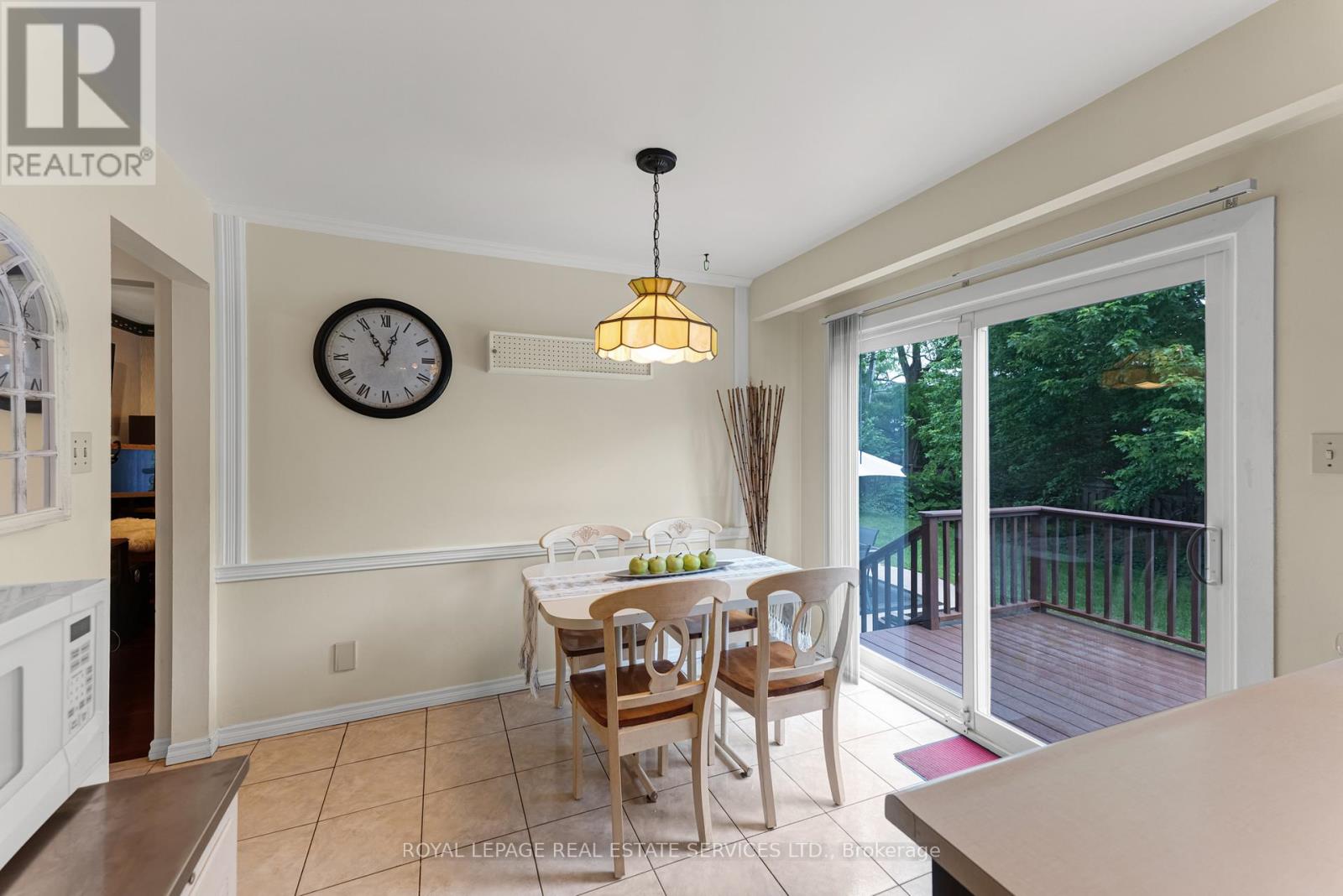 88 GERMORDA DRIVE - 18