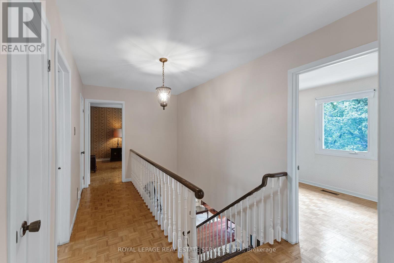 88 GERMORDA DRIVE - 28
