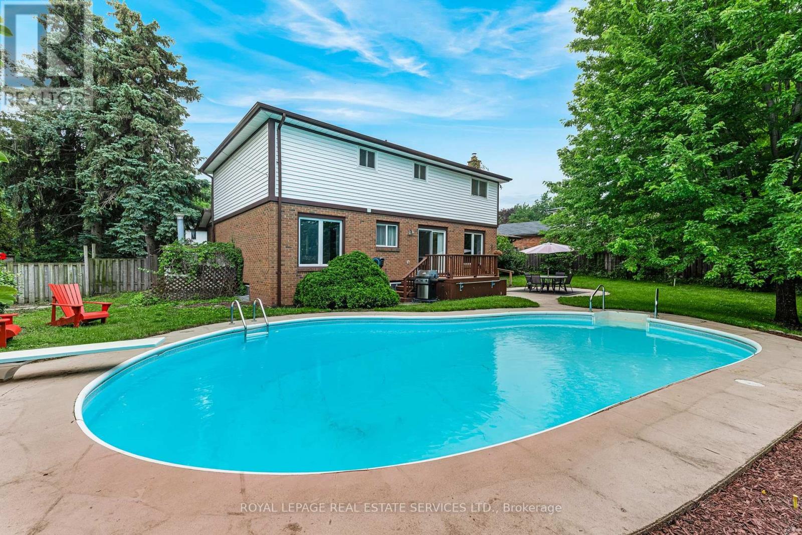 88 GERMORDA DRIVE - 43