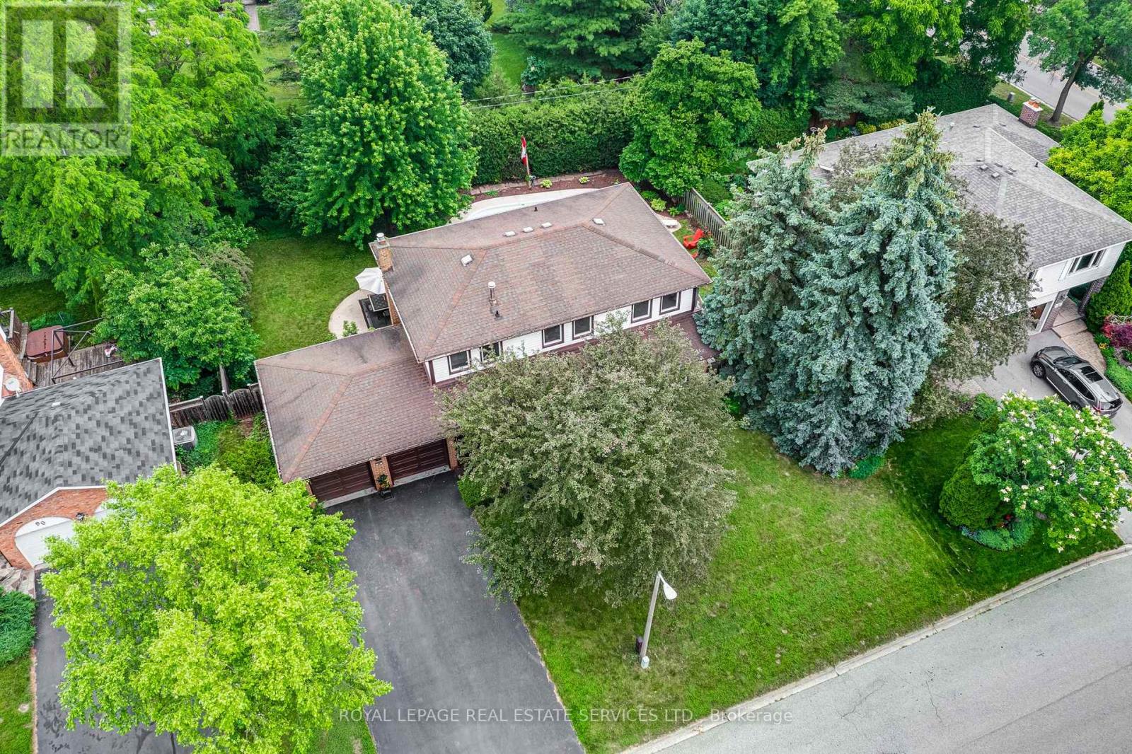 88 GERMORDA DRIVE - 48