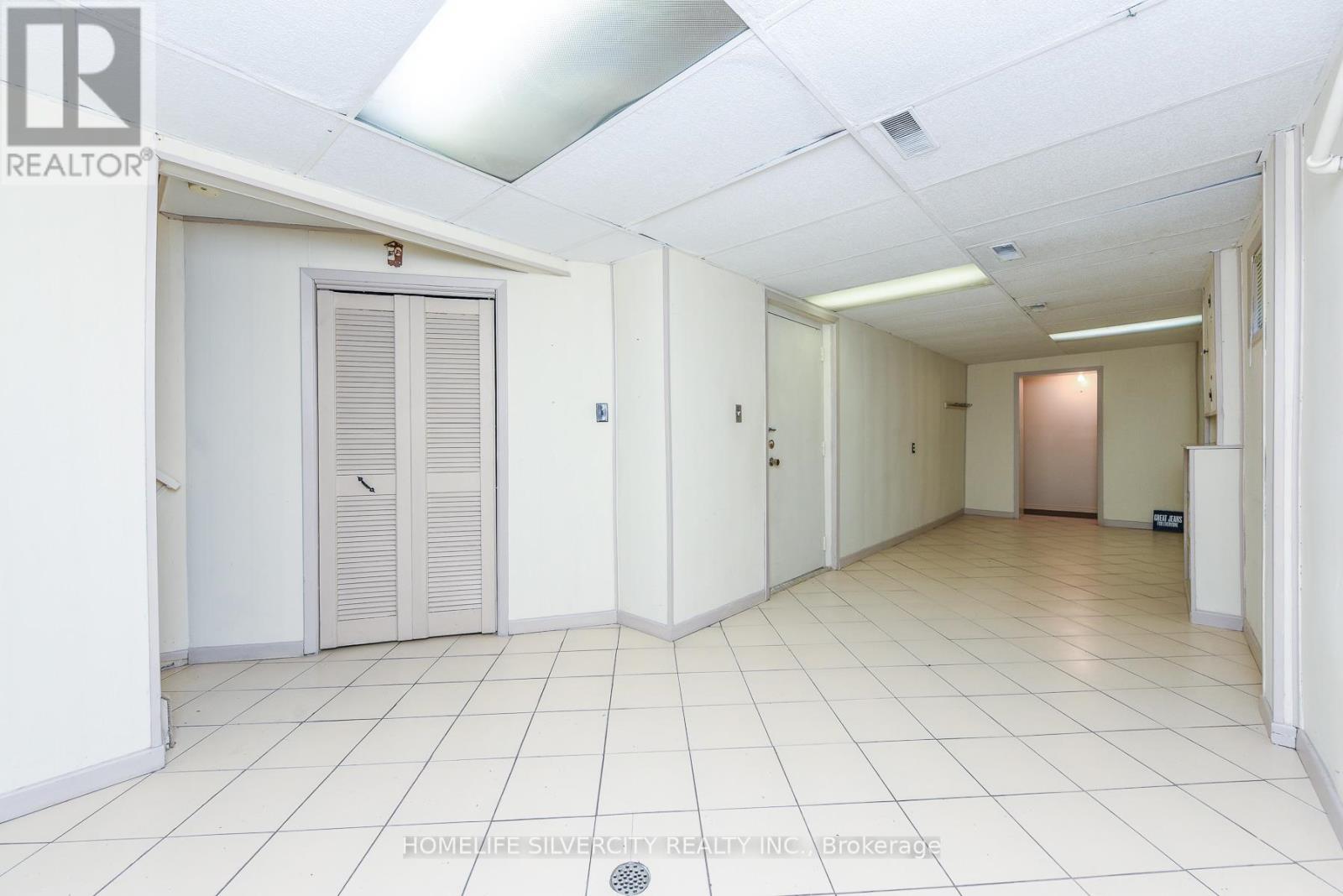7378 BYBROOK DRIVE - 41