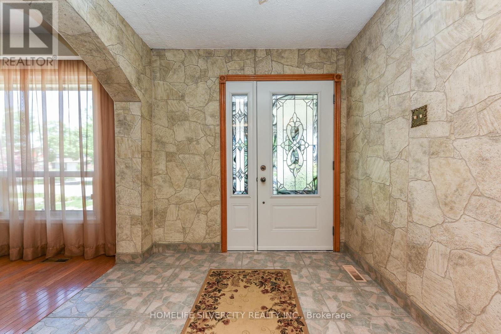 7378 BYBROOK DRIVE - 7