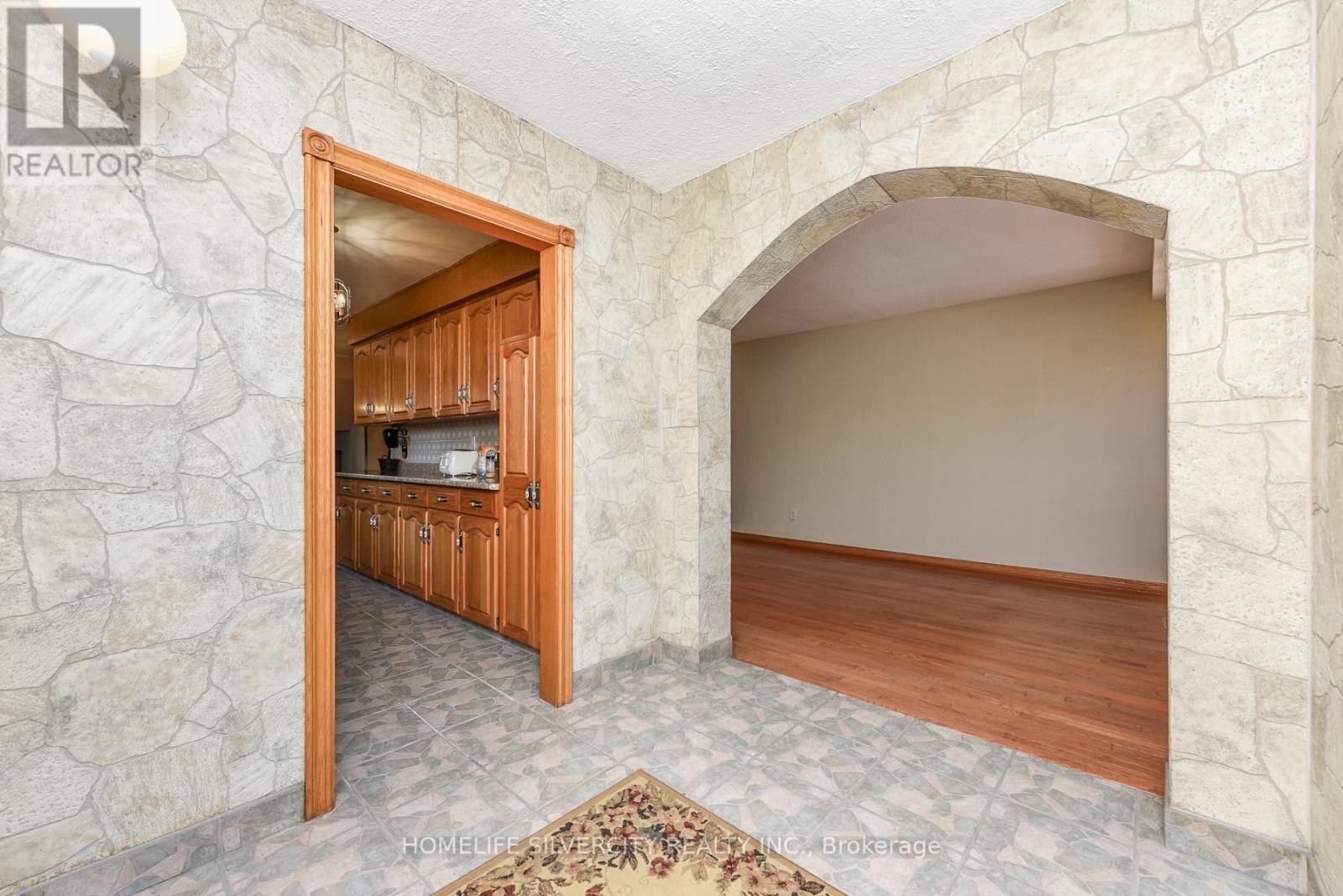 7378 BYBROOK DRIVE - 9