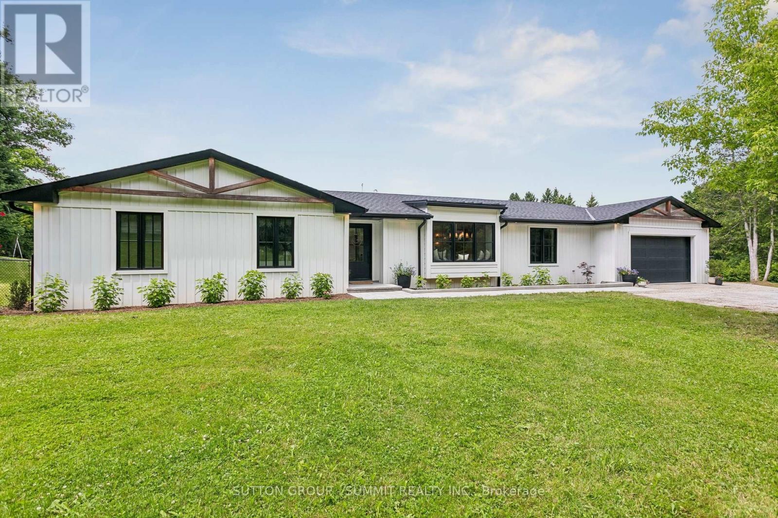 Photo of 1315 Britannia Road