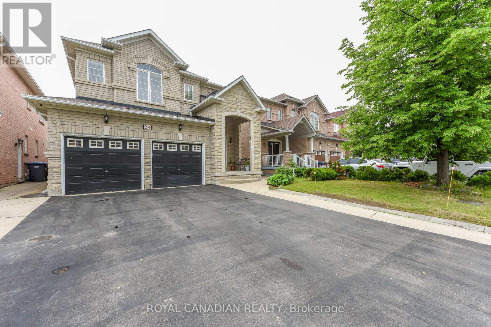 29 DEWSIDE DRIVE - 2
