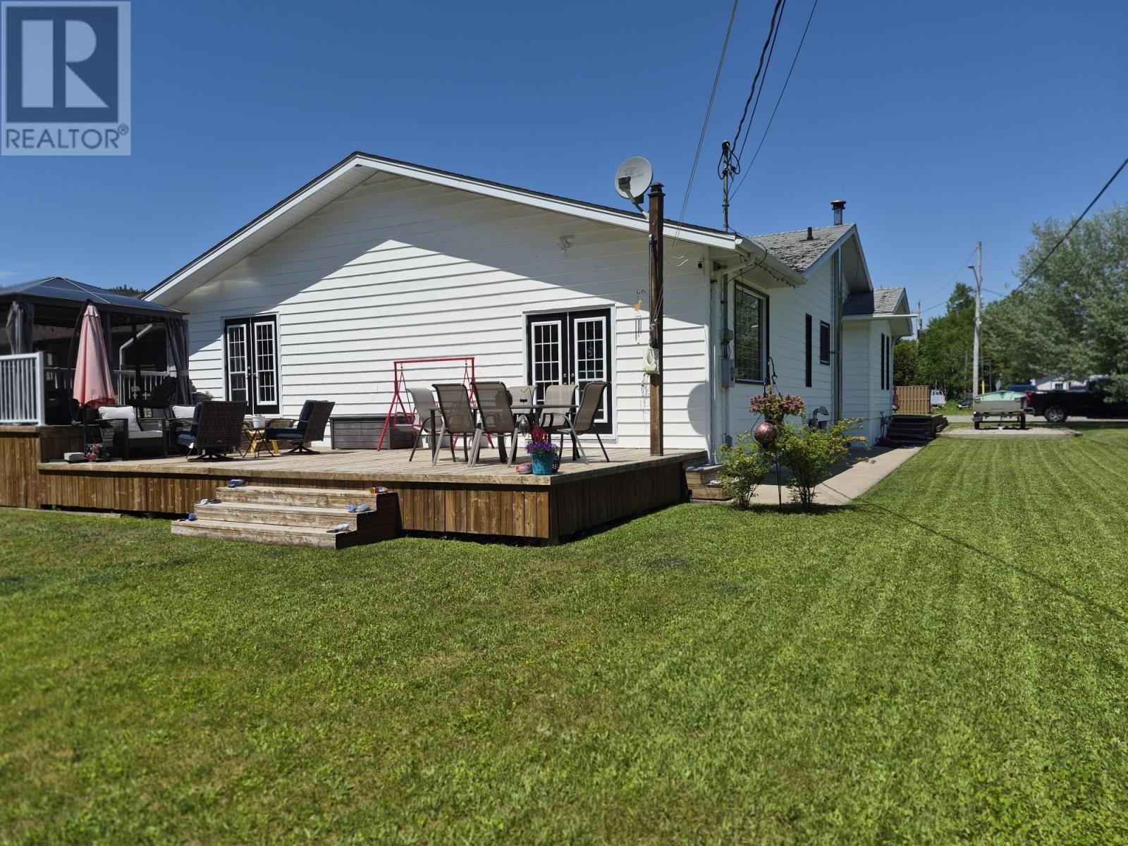 104 Centennial Drive - 44