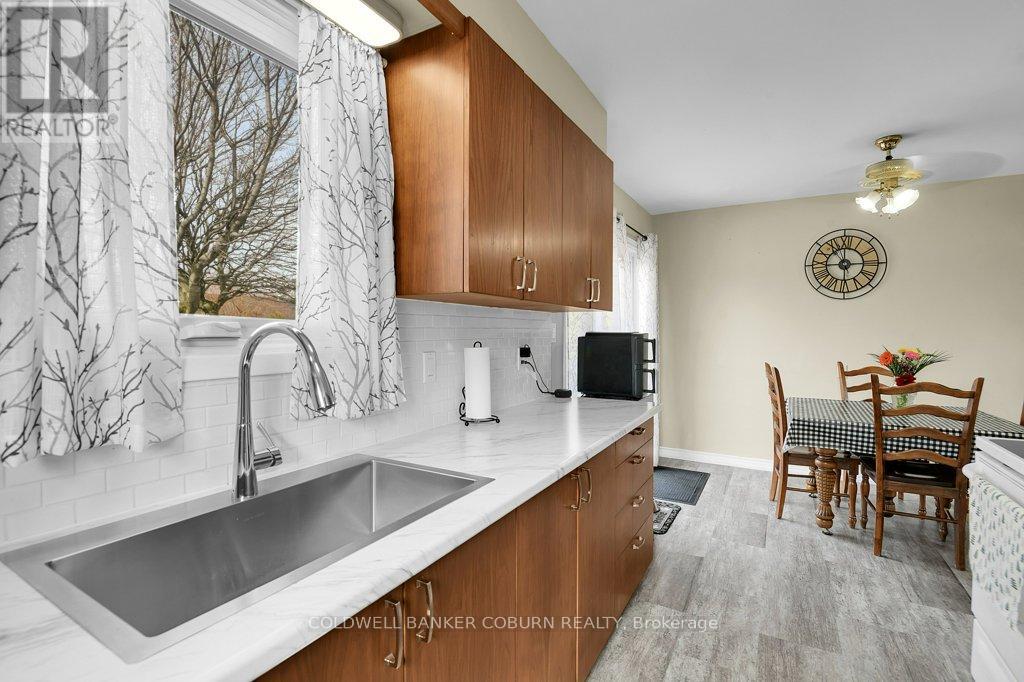 56 MEIKLE STREET - Image 13