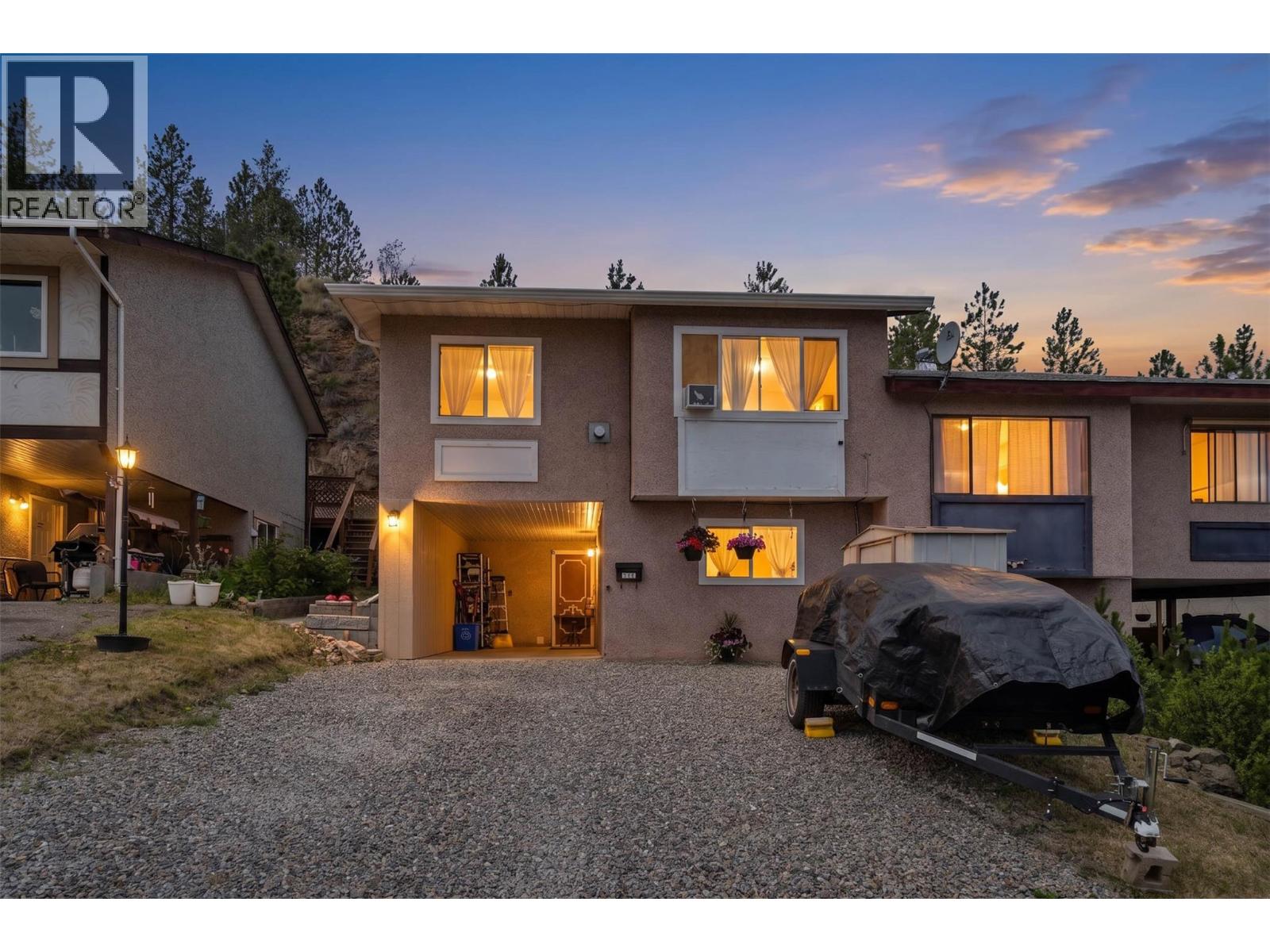 333 WADDINGTON Drive - 1