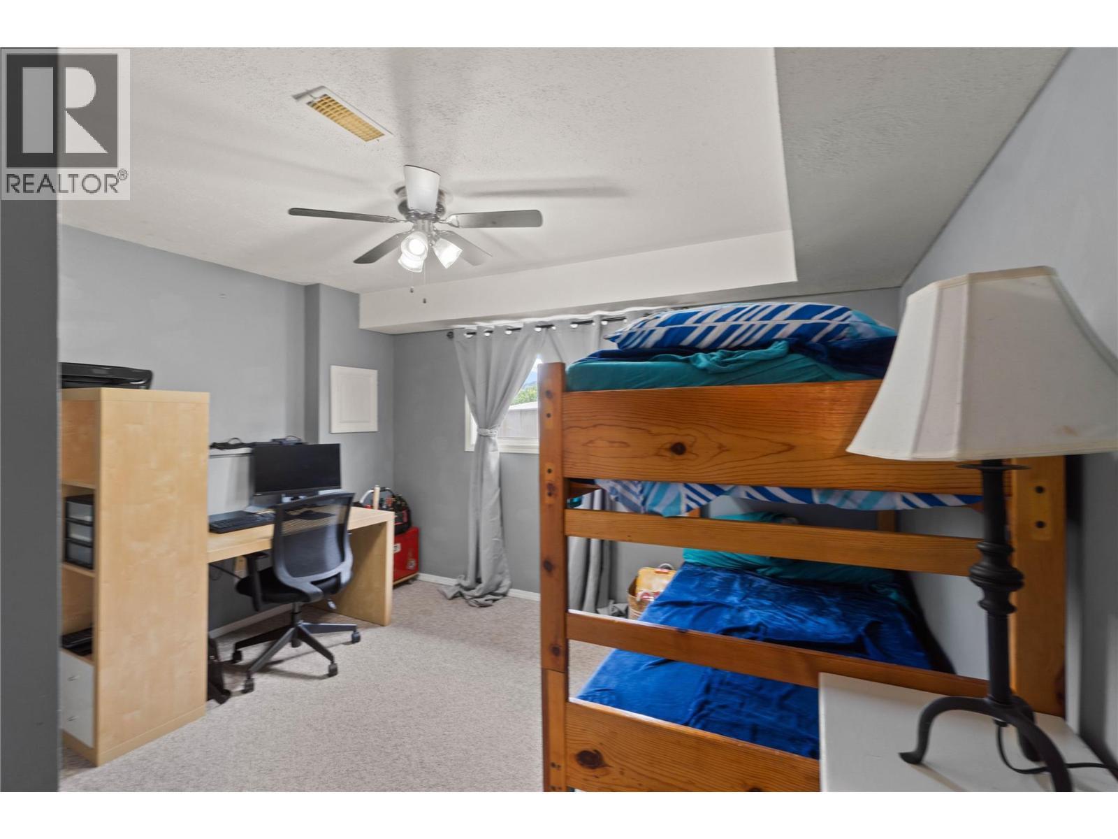 333 WADDINGTON Drive - Image 13