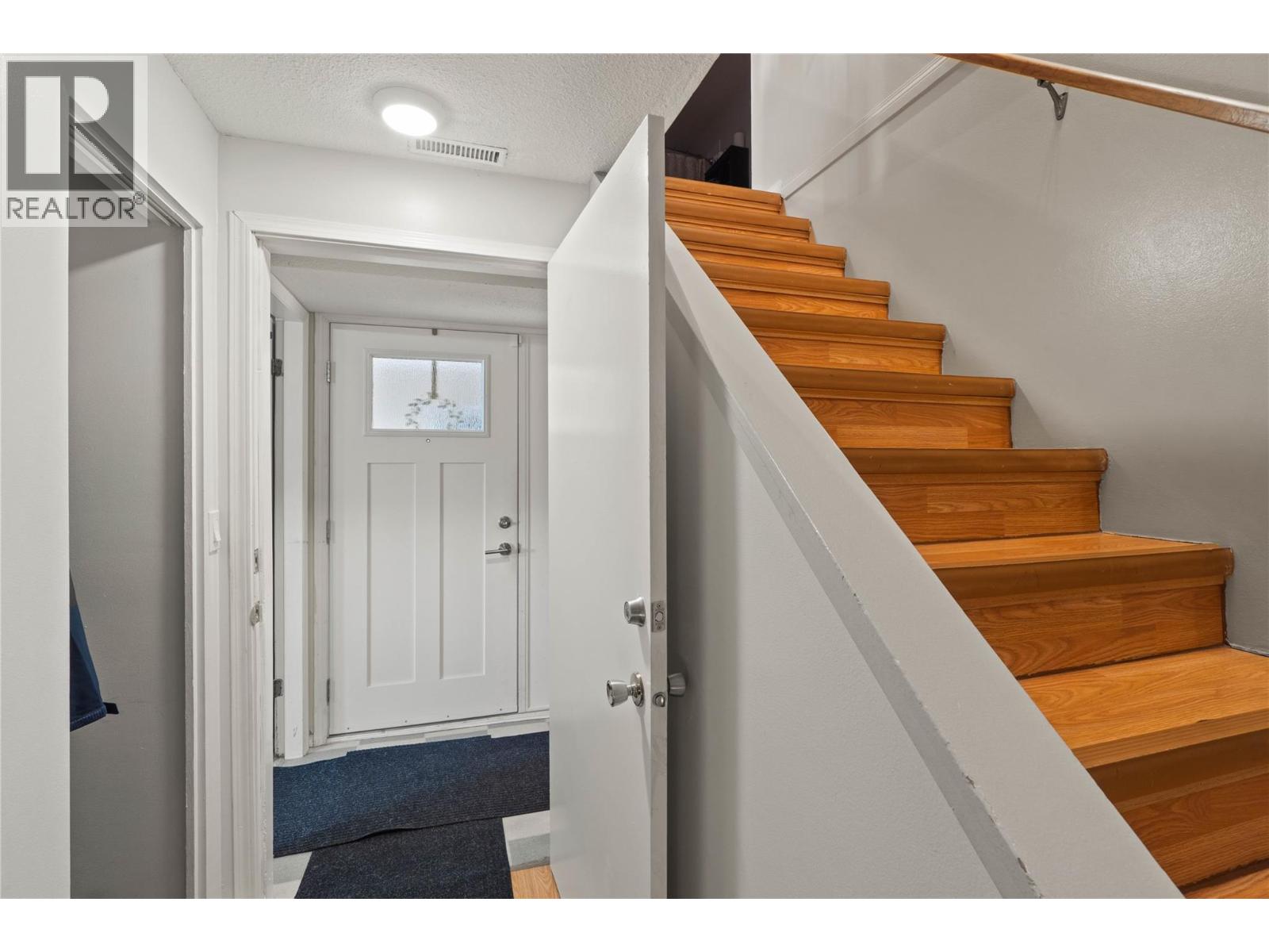333 WADDINGTON Drive - 2