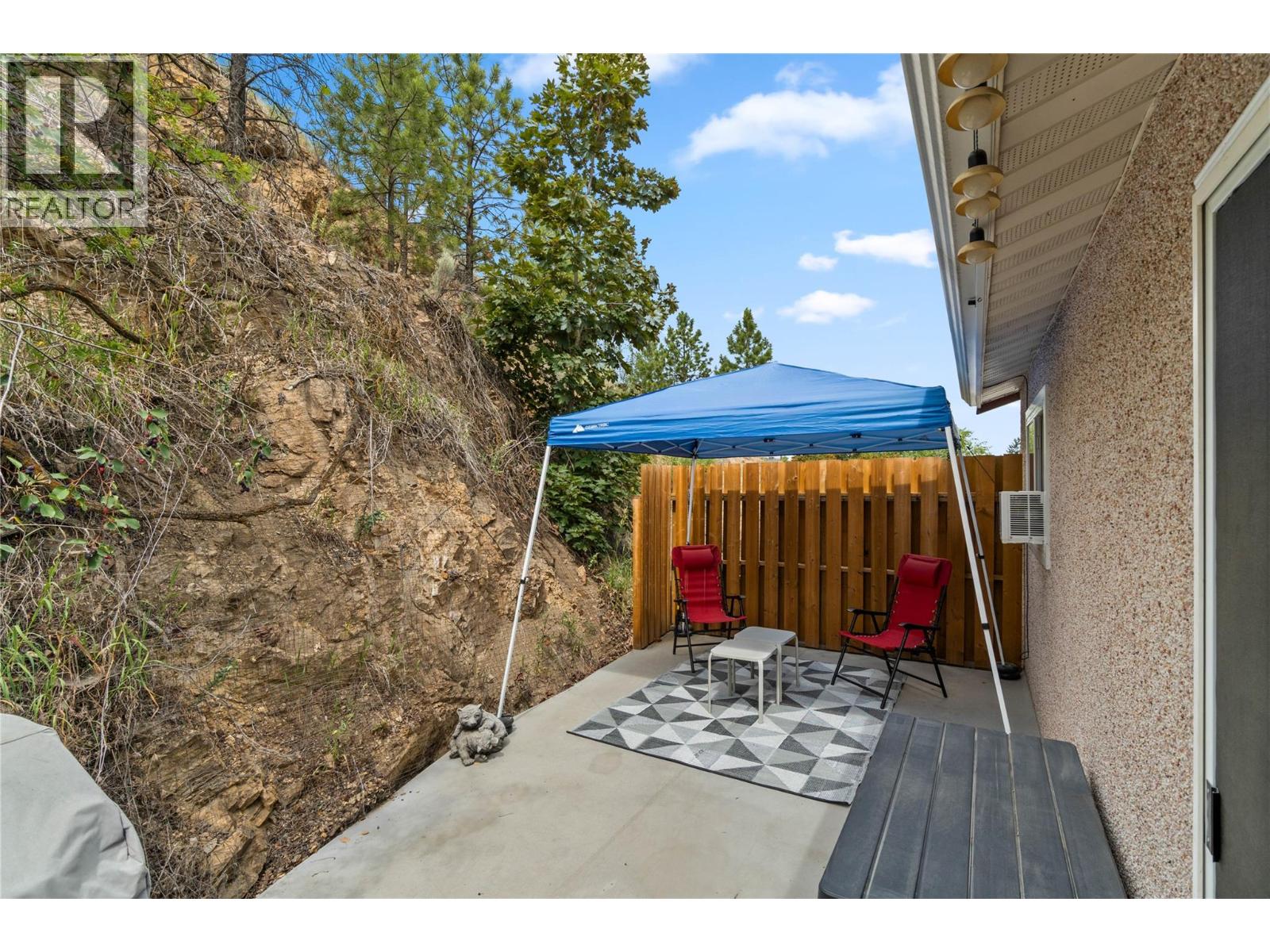 333 WADDINGTON Drive - 26