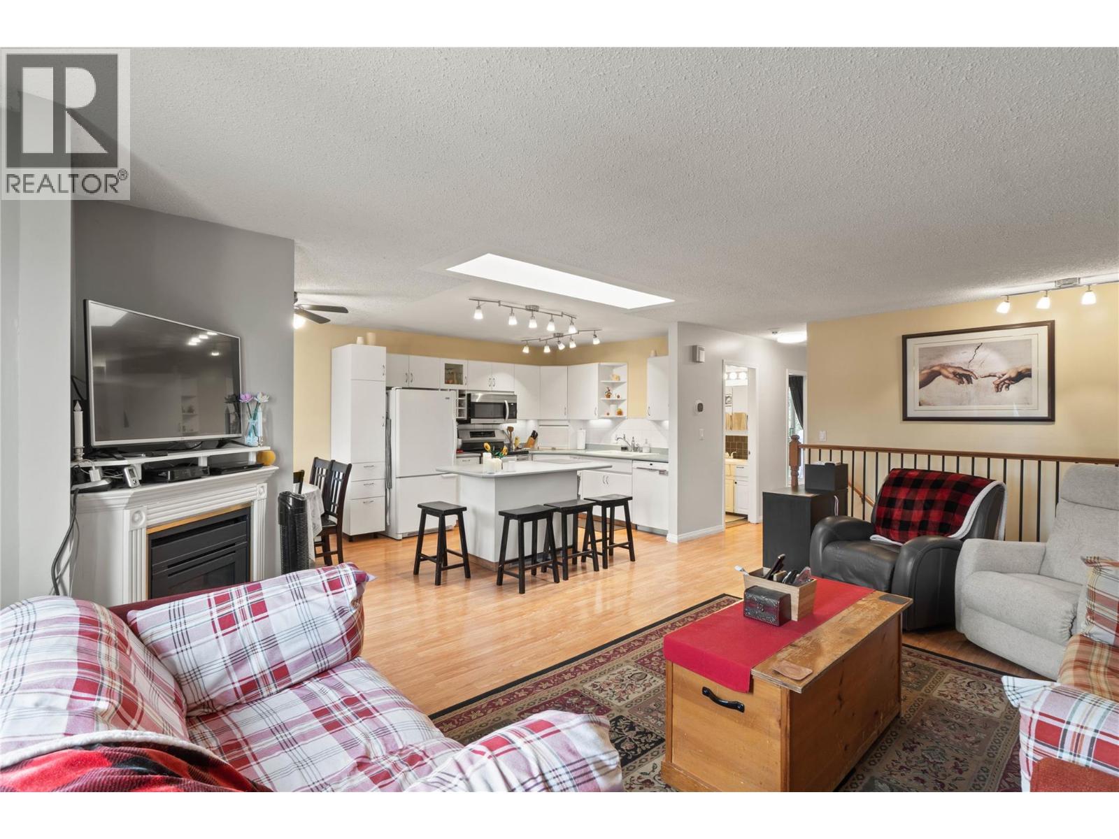 333 WADDINGTON Drive - 5