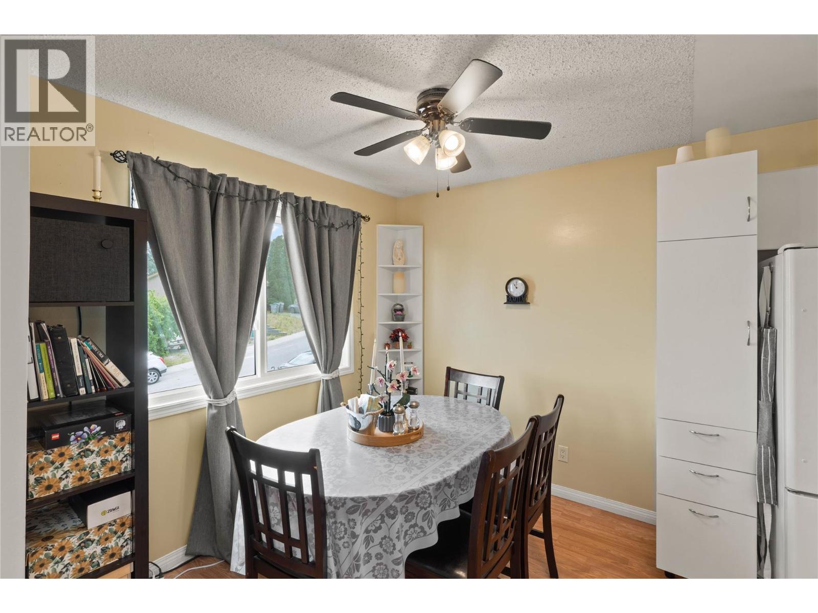 333 WADDINGTON Drive - 6