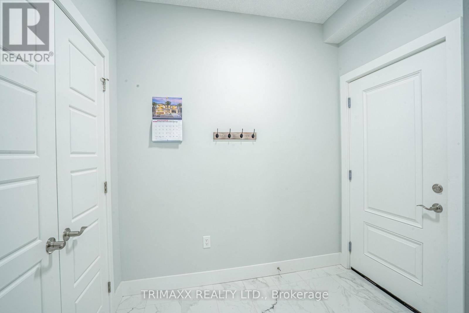 188 FOXBOROUGH PLACE - 19