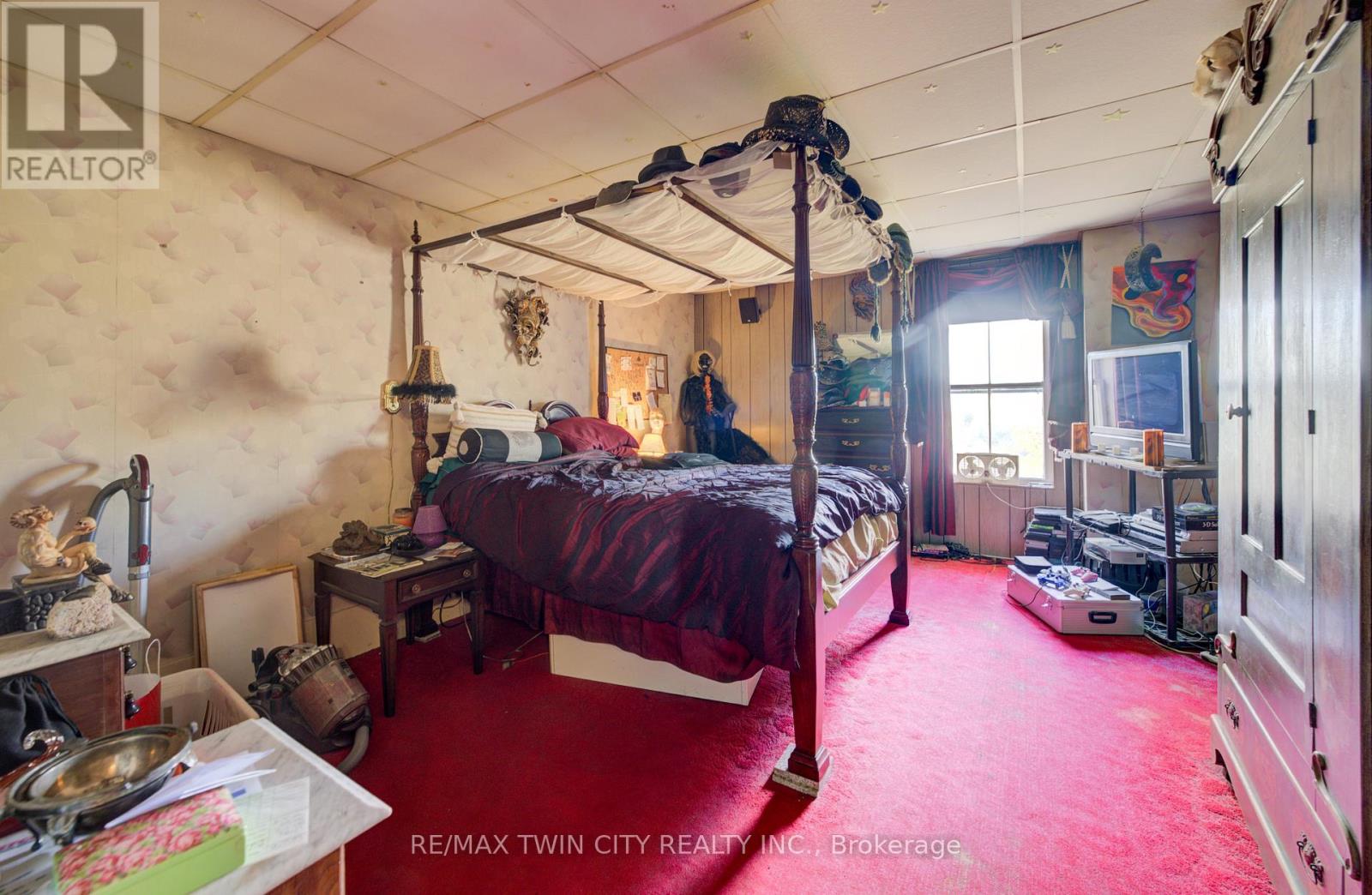 3506 HURON ROAD - 20