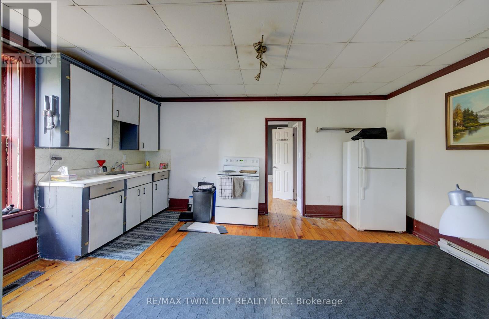 3506 HURON ROAD - 25