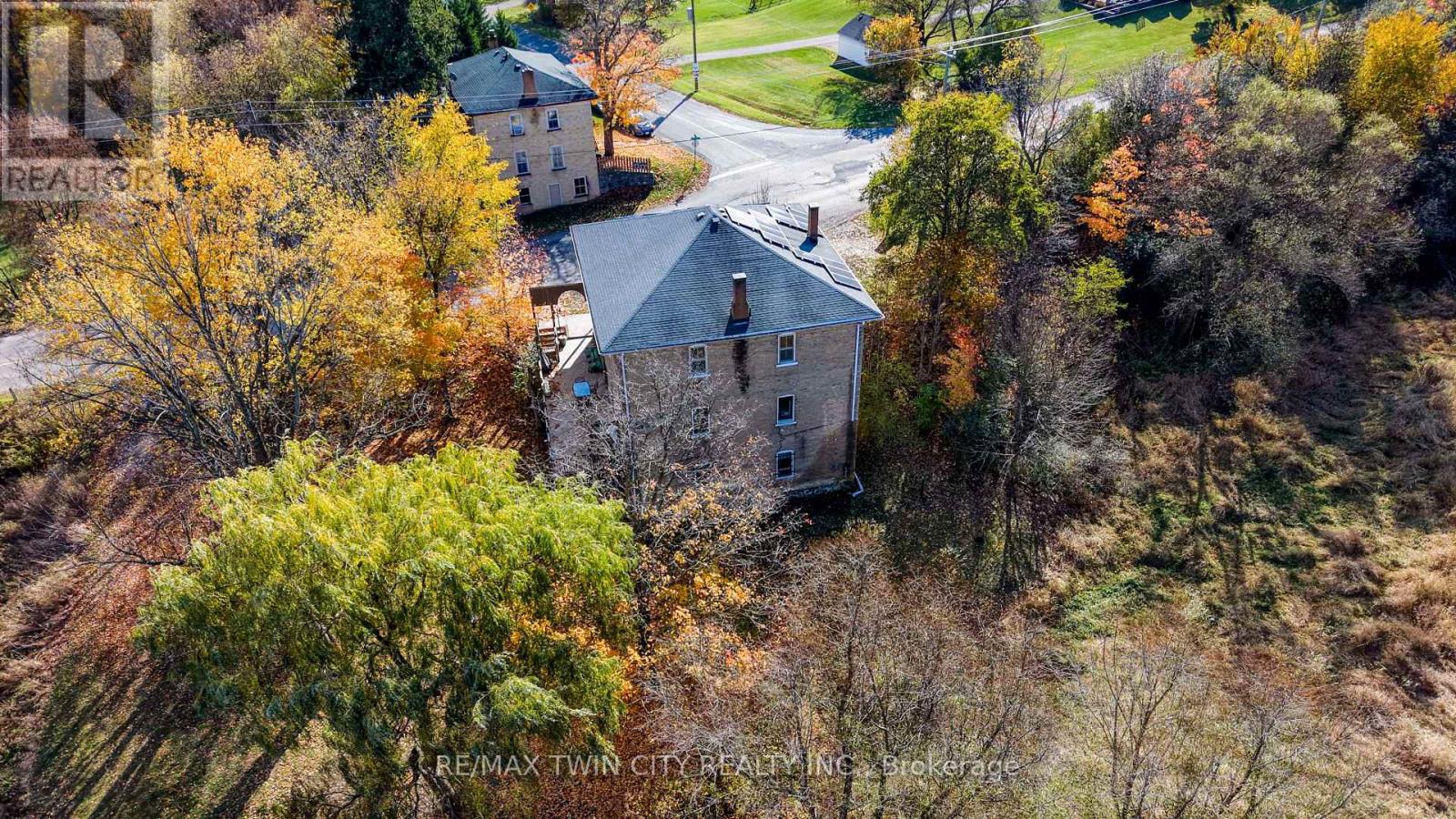 3506 HURON ROAD - 50
