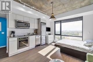 #1918 105 CHAMPAGNE AVENUE S - 16