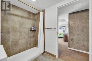 #1918 105 CHAMPAGNE AVENUE S - 20