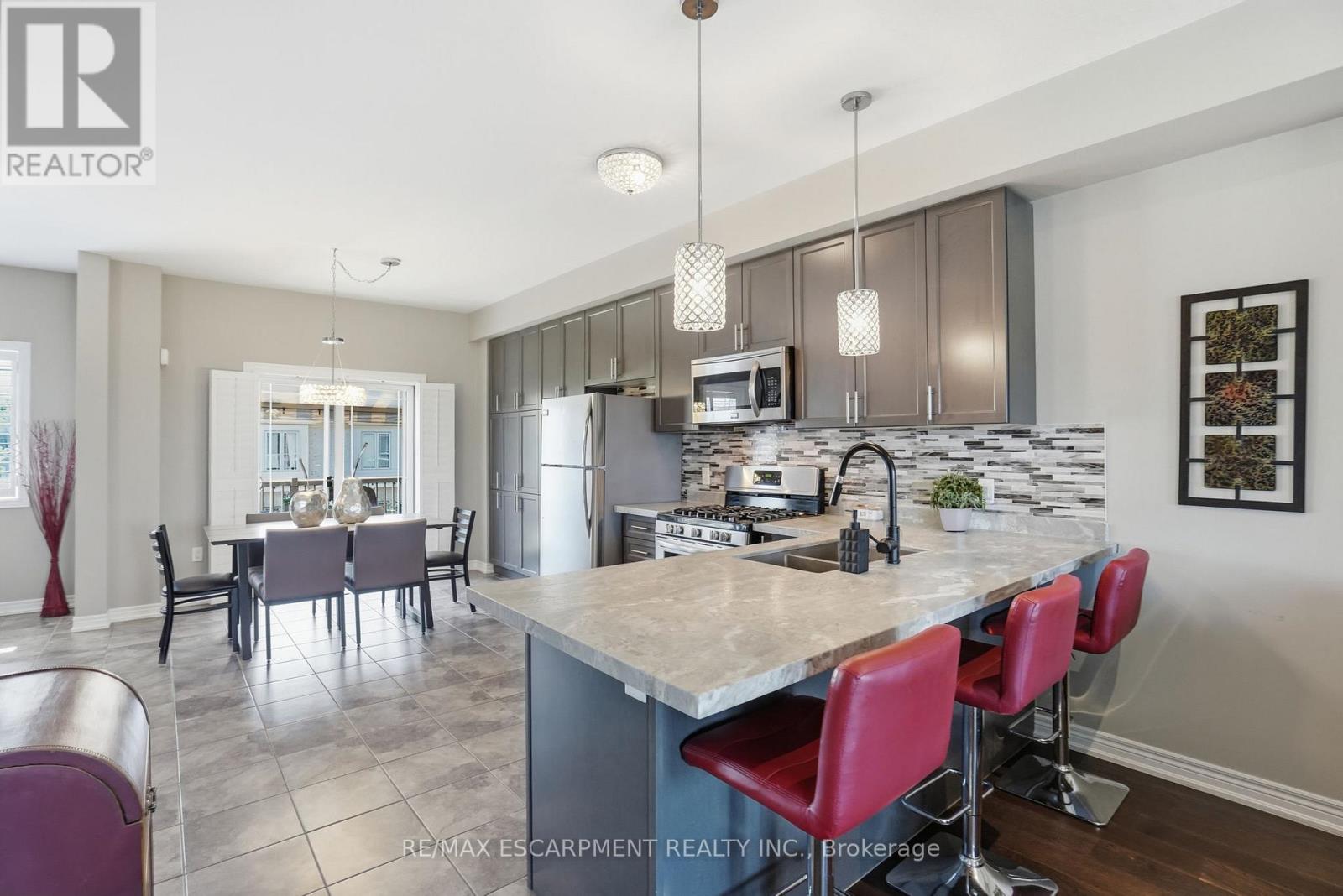 27 CROSSINGS WAY - 22